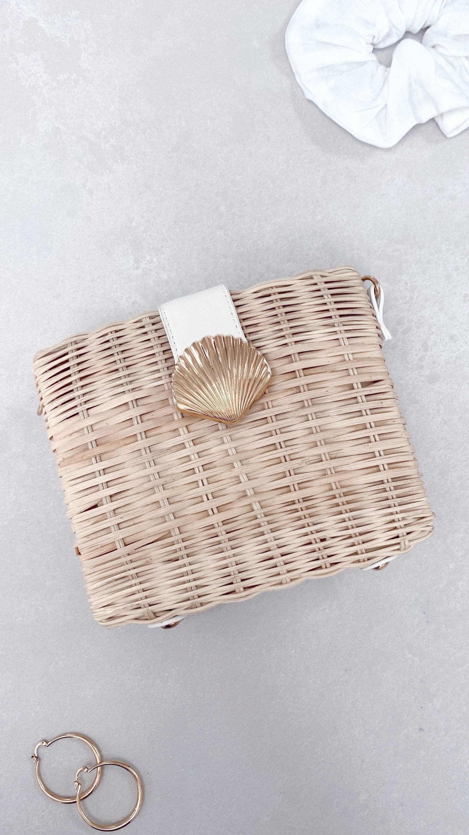 Lucinda Straw Shell Bag