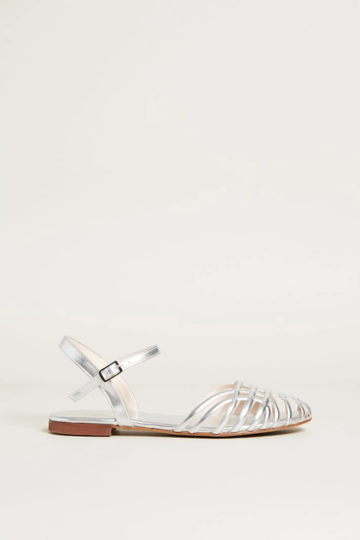 Ballerinas with straps - LAMINATED SILVER