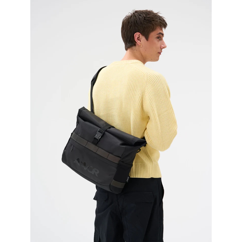AEVOR Triple Bike Bag 24L - Proof Black
