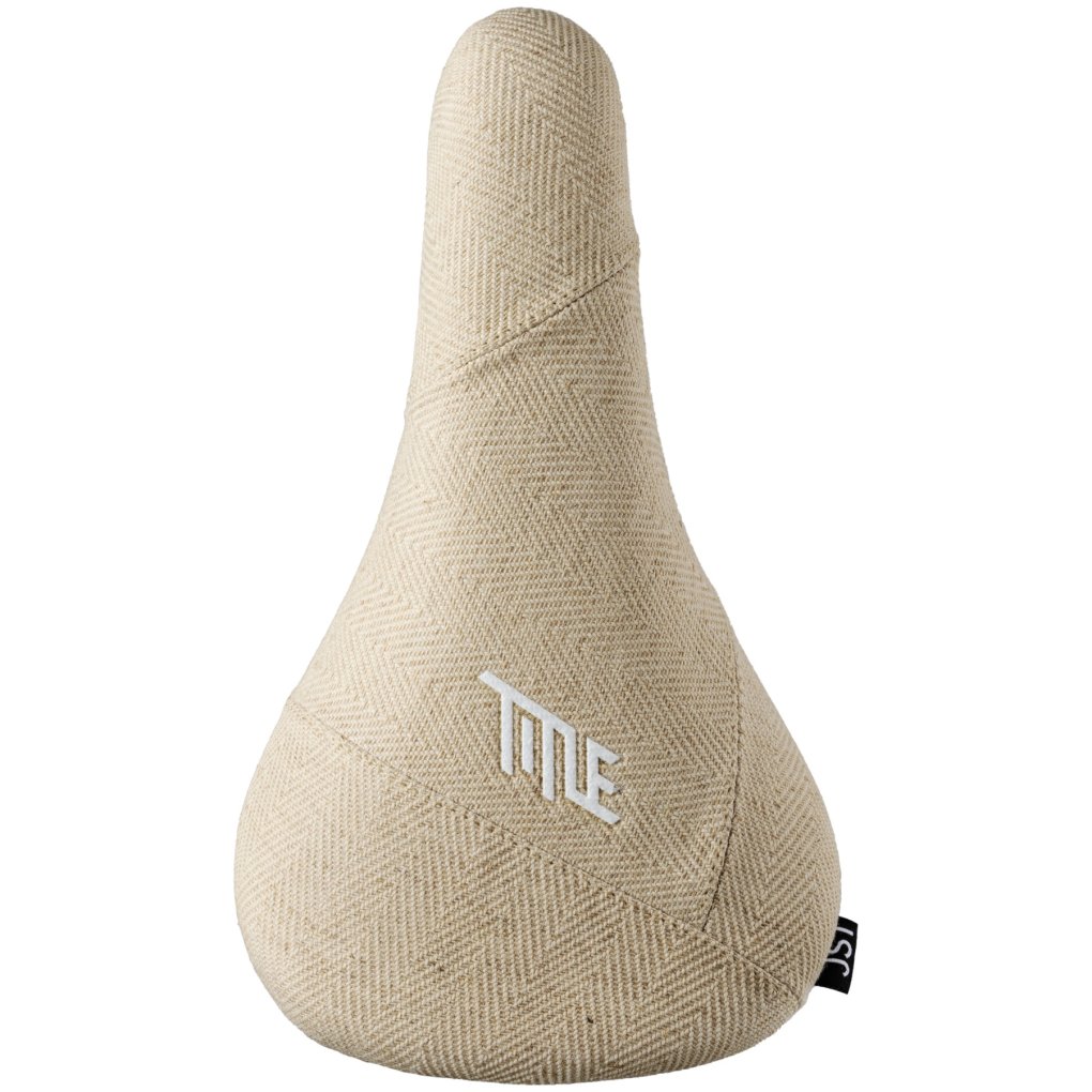 Title JS1 Saddle - beach cloth