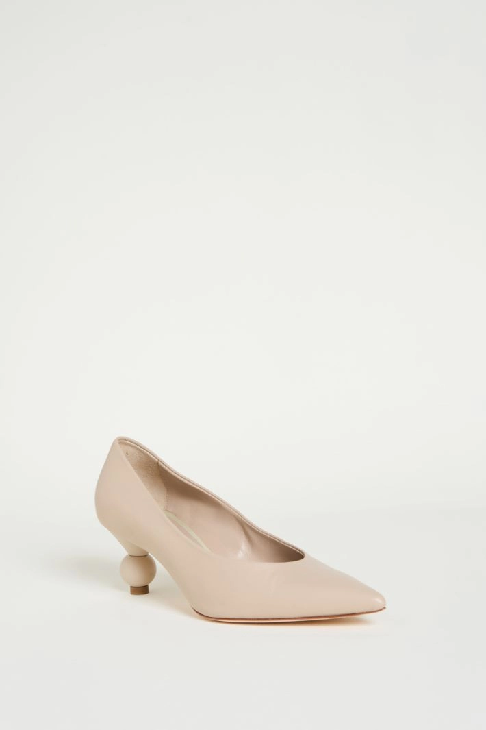 Nappa leather pumps - BEIGE