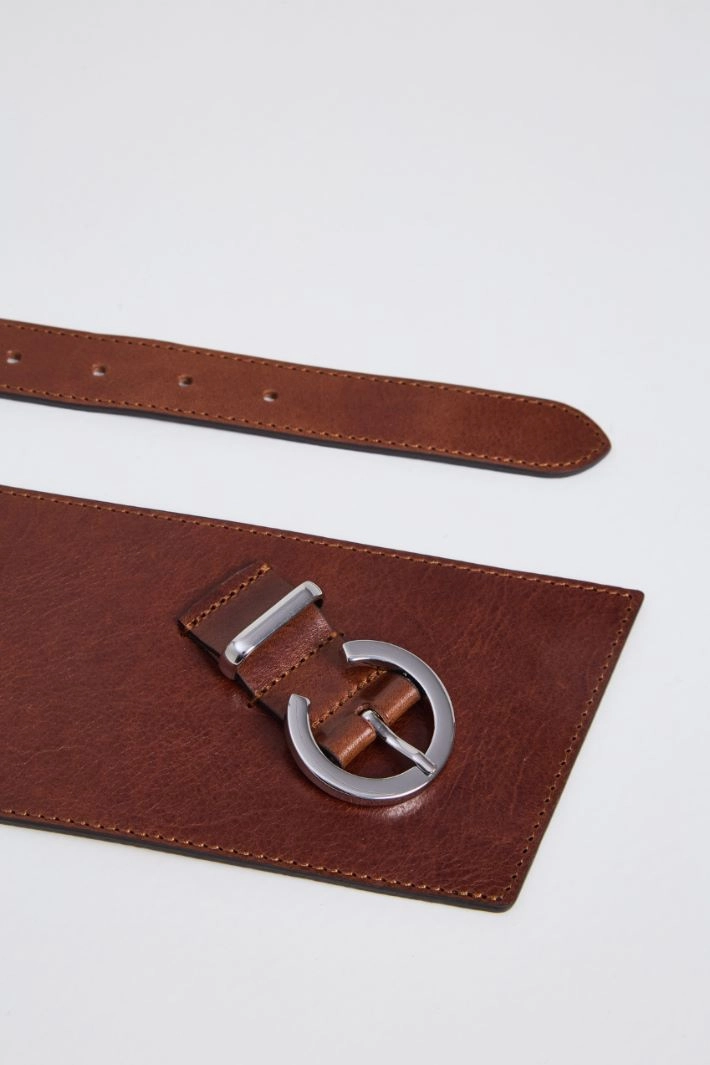 Asymmetric leather belt - LEATHER