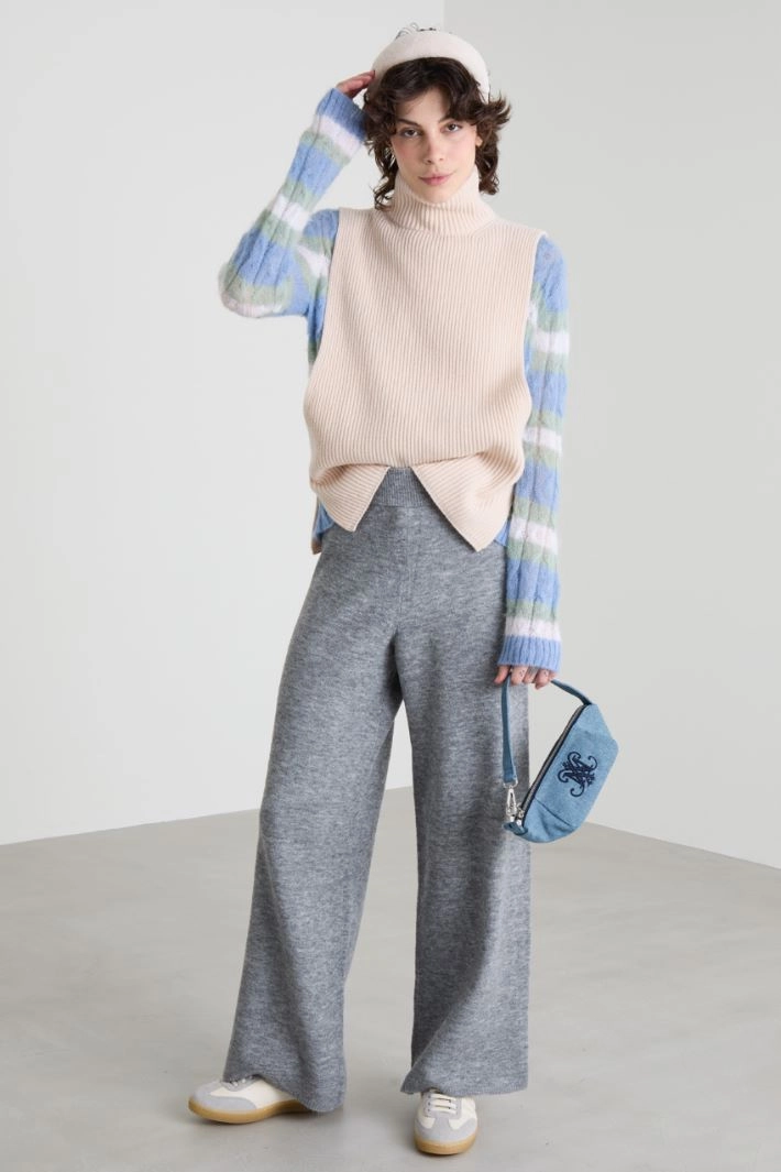 Waistcoat in cashmere and wool-blend yarn - CREAM