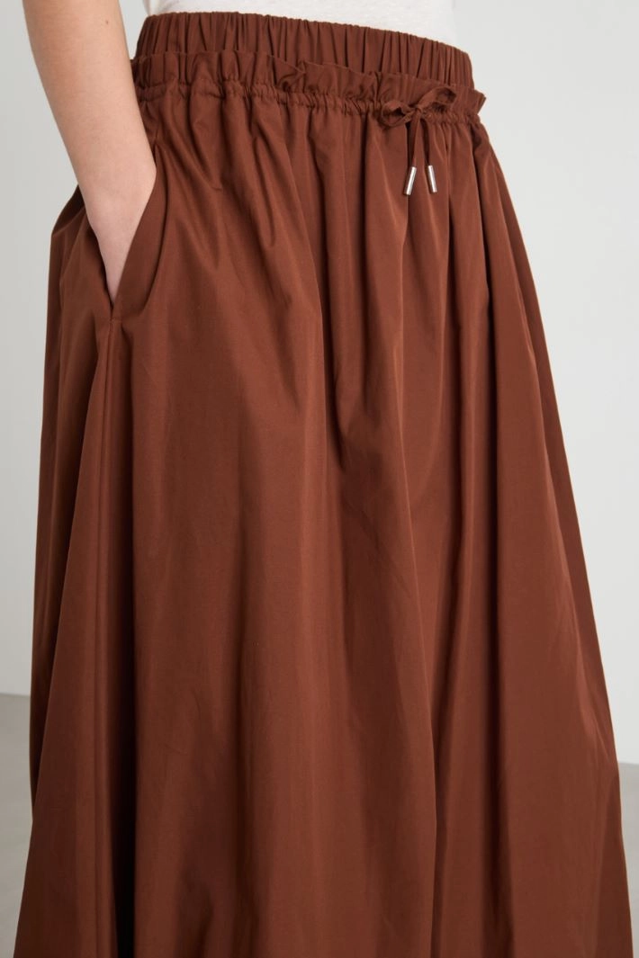 A-line skirt with elasticated waist - BROWN