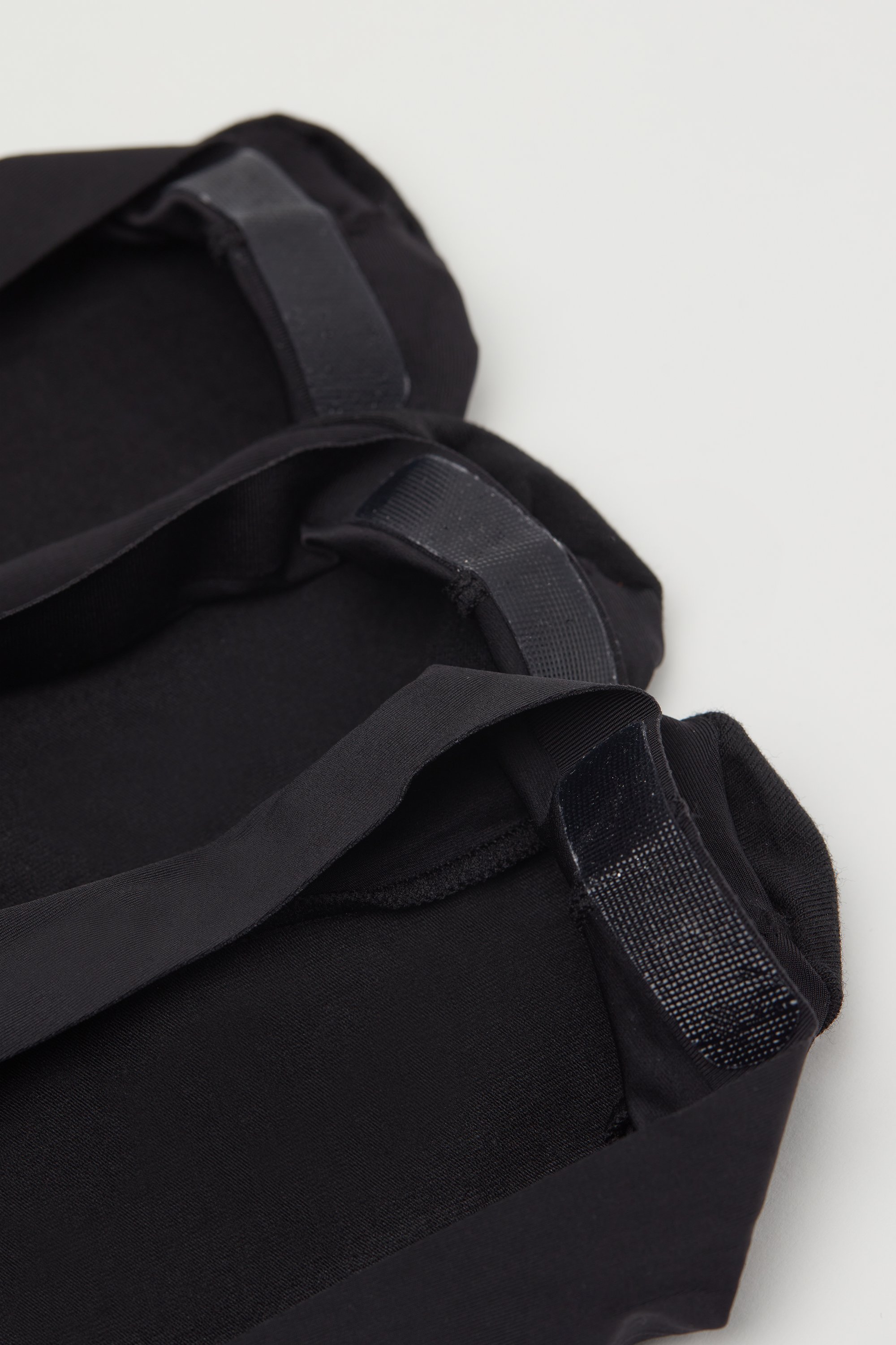 3 Pairs of Cotton and Silicone No-Show Socks