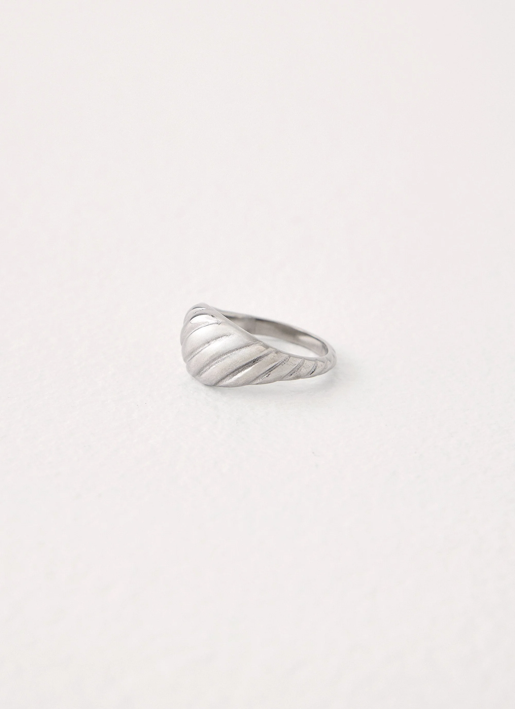 Silver Temptress Ring - Silver