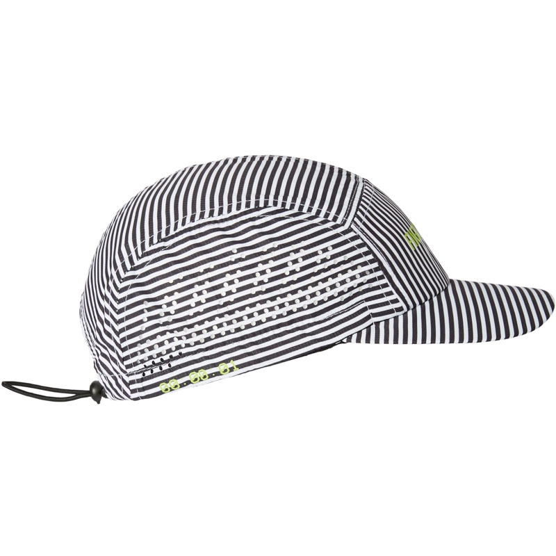 FINGERSCROSSED Super Light Cap - Black/White