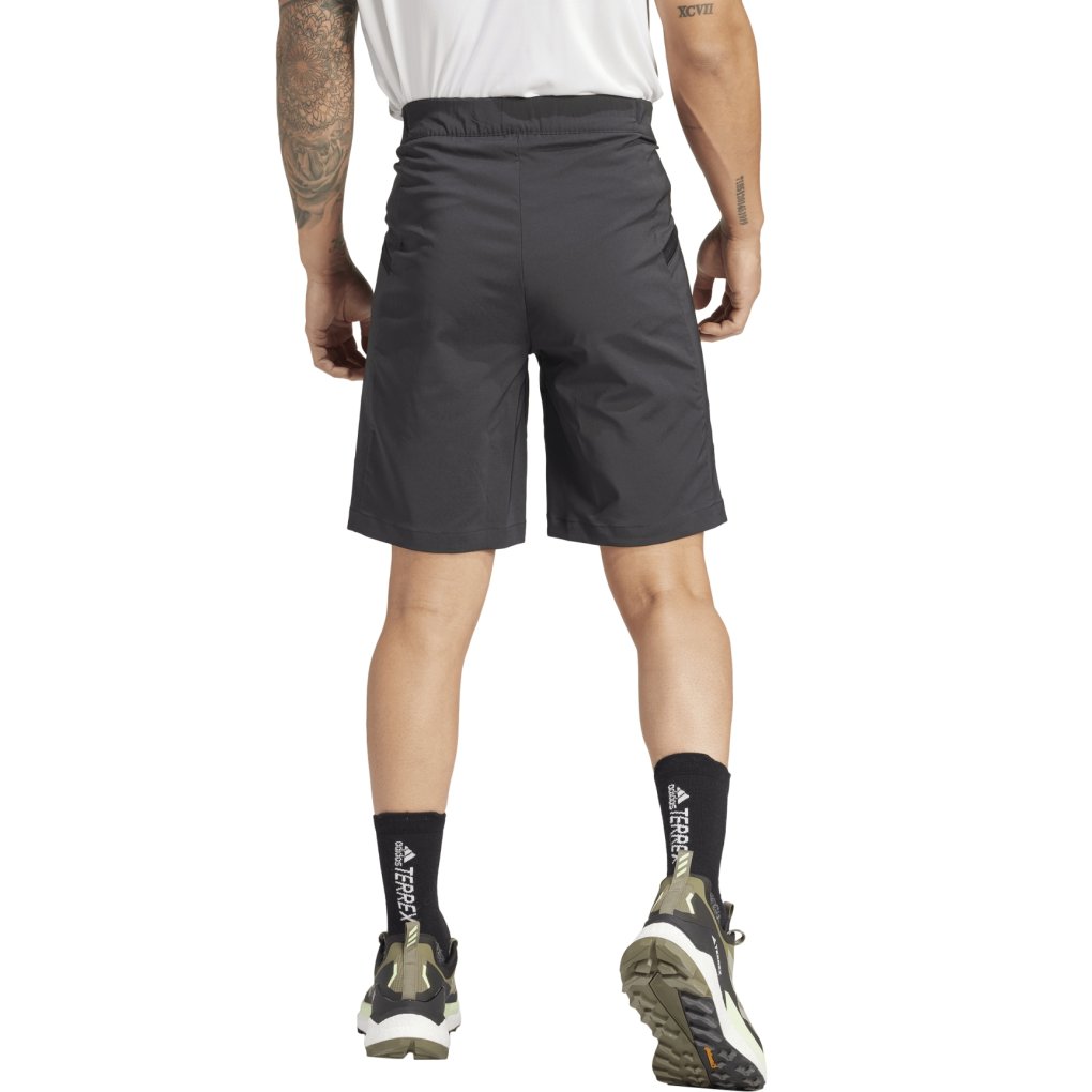 adidas TERREX Xperior Mid Shorts Men - black IP4831