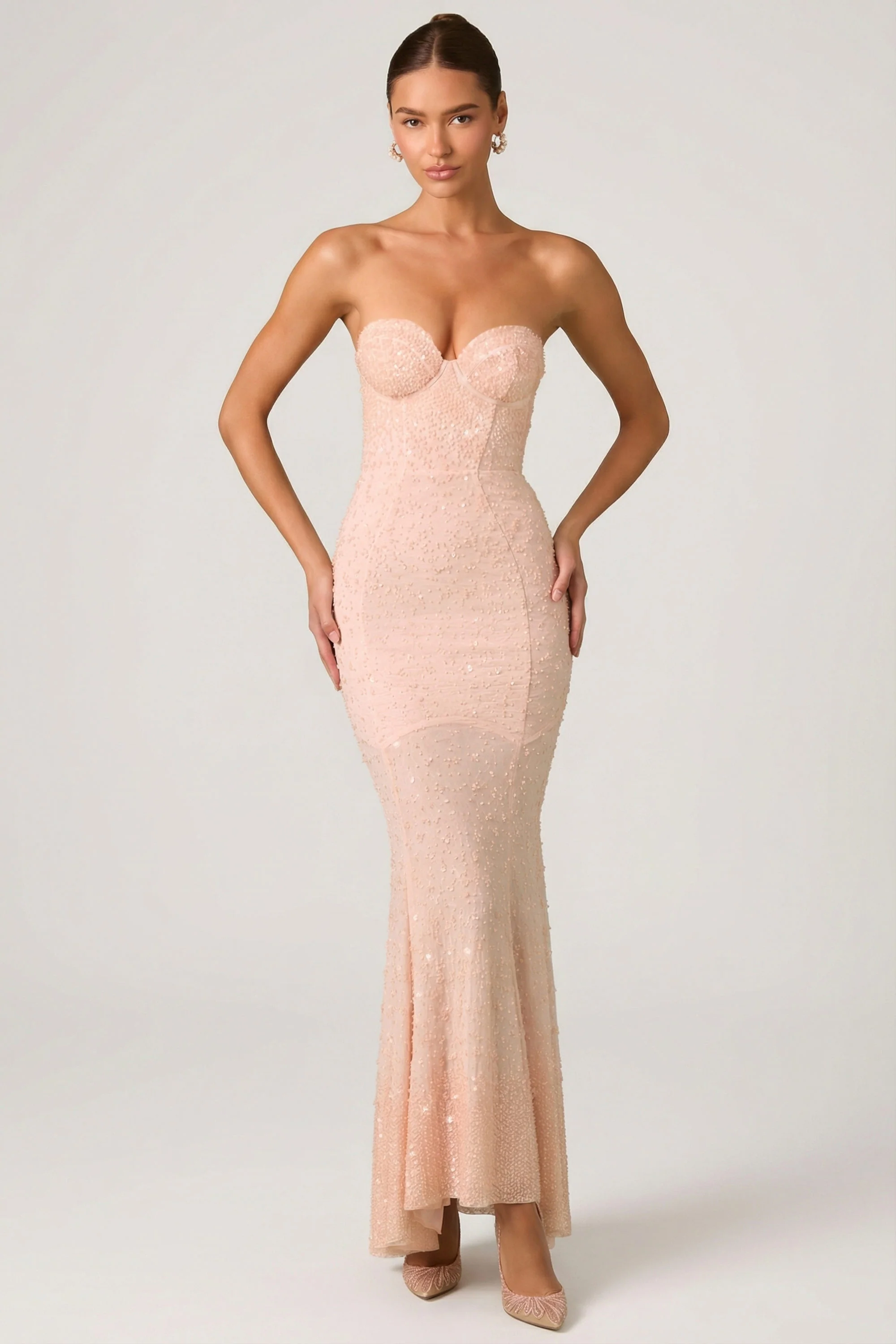 Embellished Sweetheart-Neck Fishtail Gown in Dusty Rose