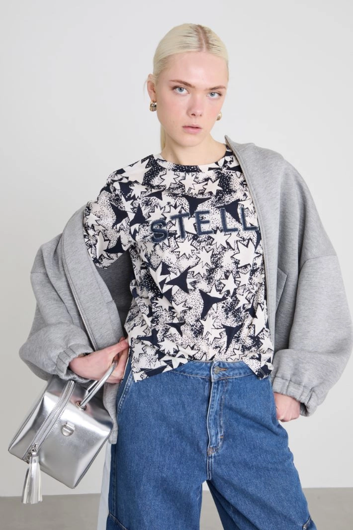 T-shirt with embroidery - BLUE