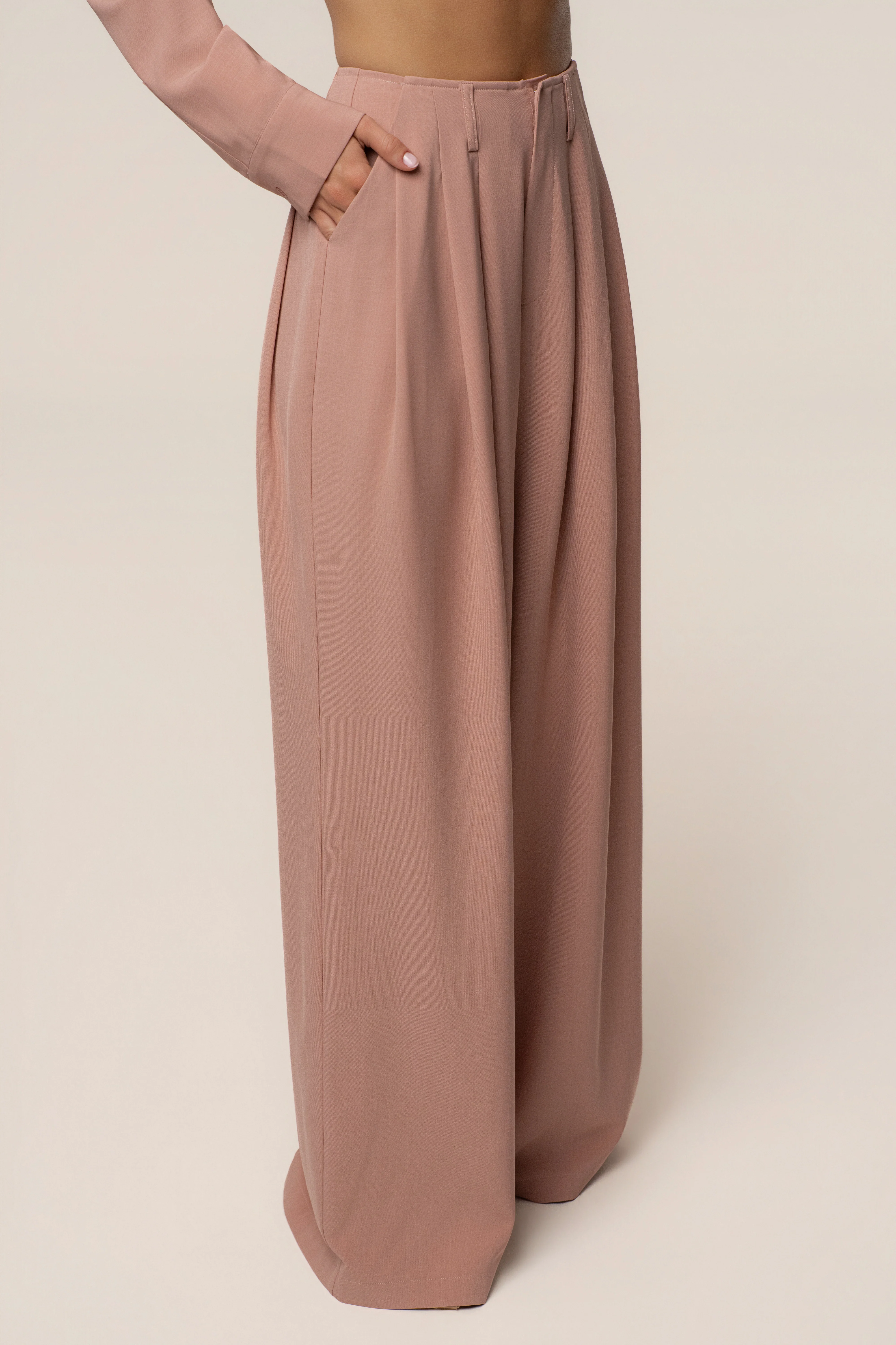 Mauve Estate Pleated Trouser