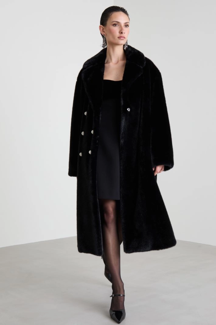 Coat in soft and warm fabric - BLACK