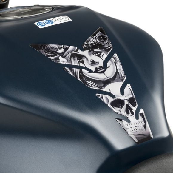 Protège réservoir Puig SKULL & POKER Universel - NoirRef : PUI0371 / 21435N