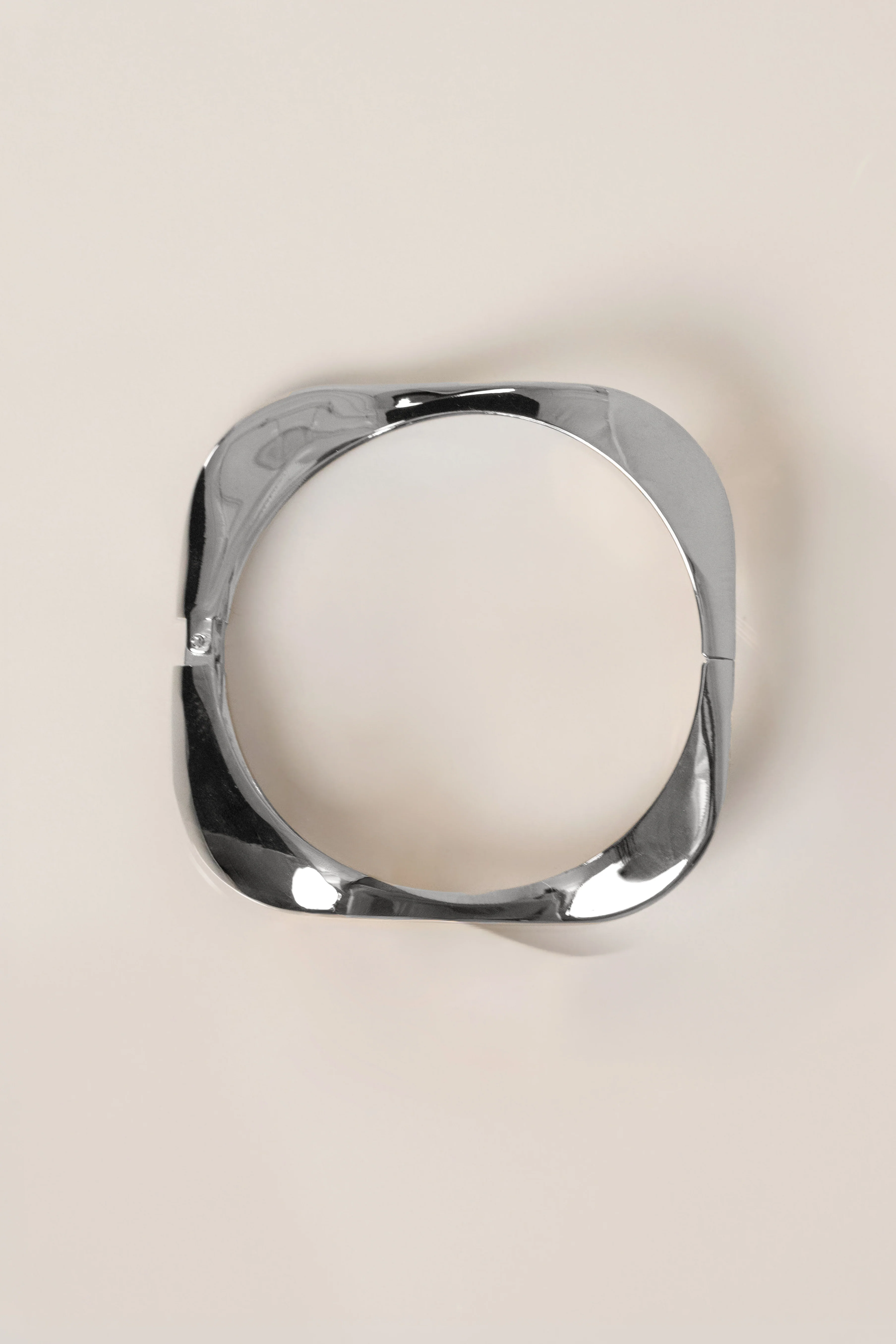 Silver Wavy Hinge Bracelet