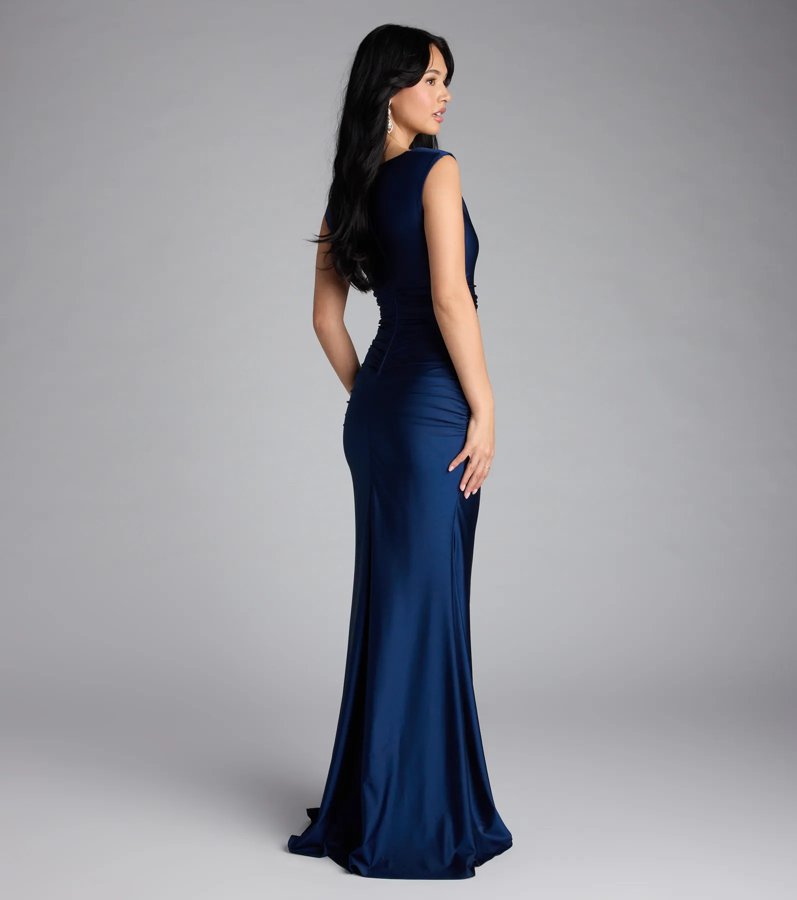 Blanca Boat Neck Mermaid Formal Dress