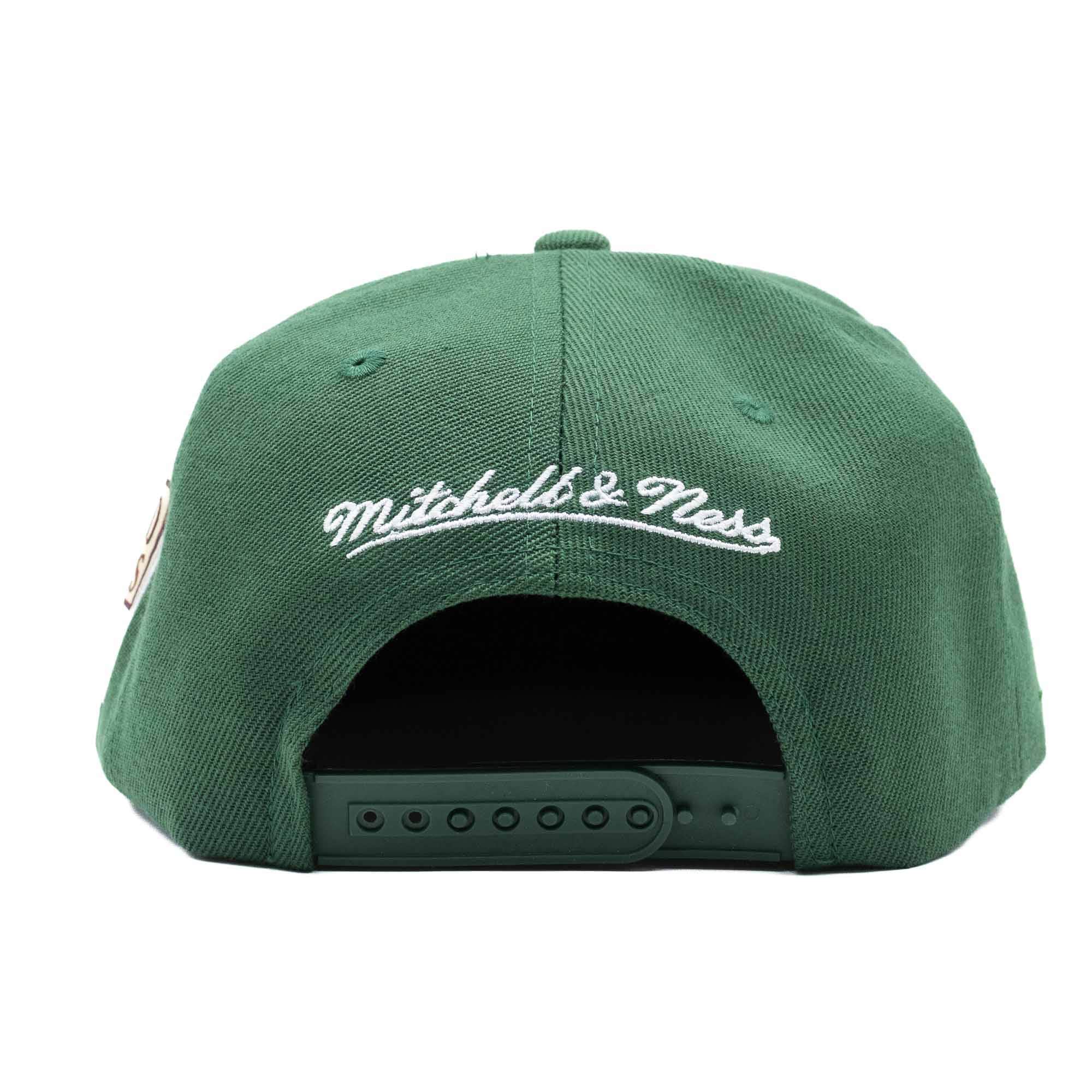 Milwaukee Bucks Jersey Love Mitchell & Ness Snapback NBA Cap Green
