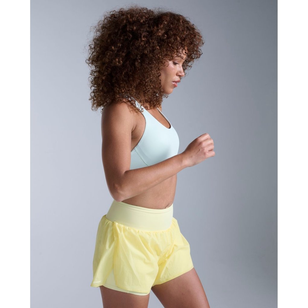 2XU Aero Mesh Medium Impact Bra Women - mint dust/mint reflective
