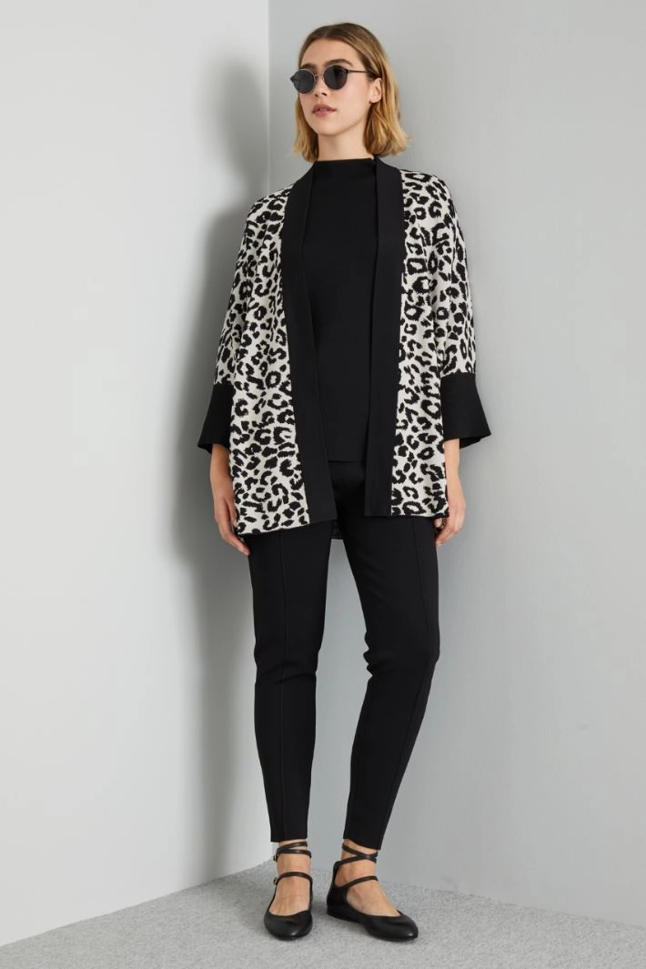 Viscose cardigan with belt - BLACK WHITE CREAM
