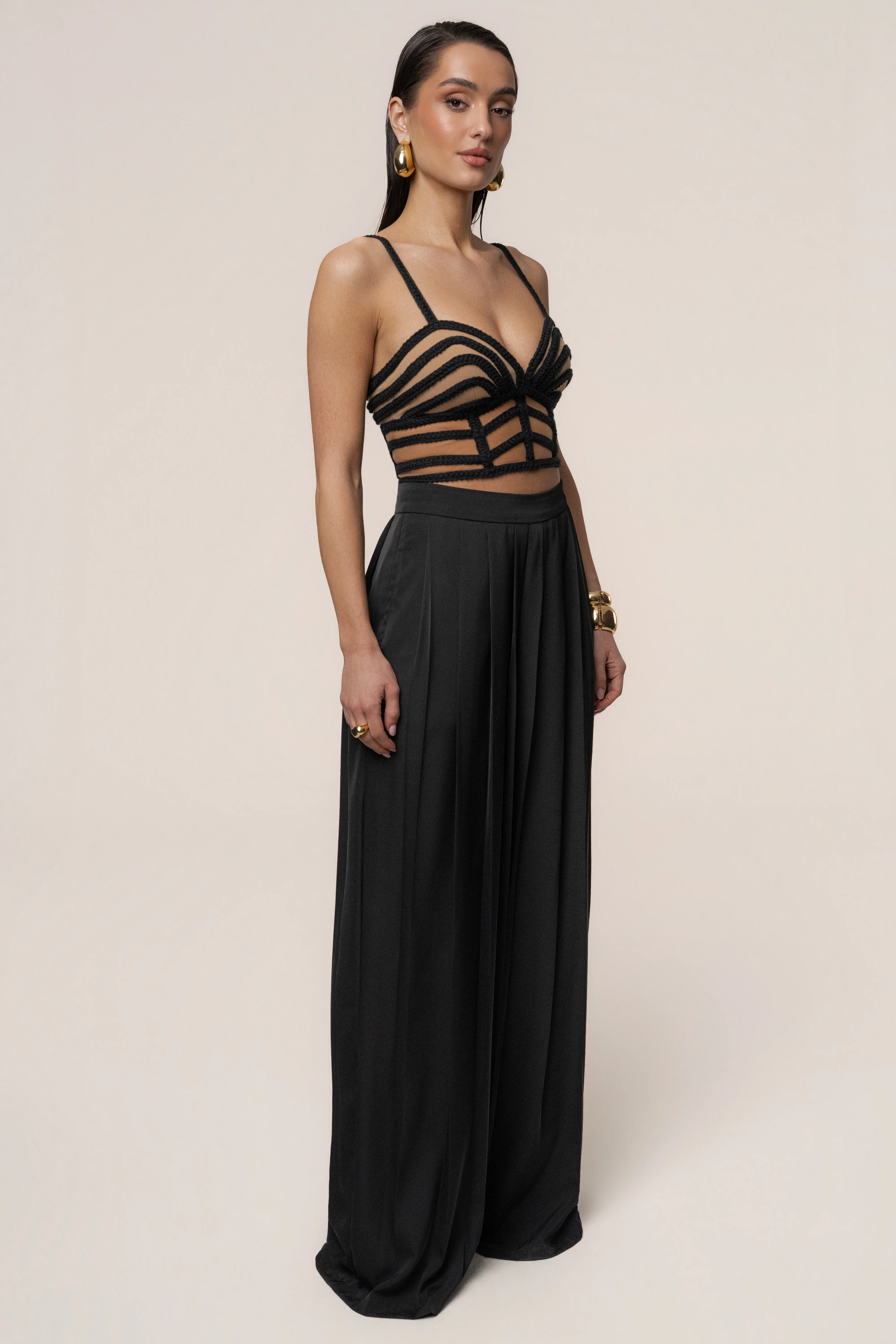 Black Serenity Bay Top