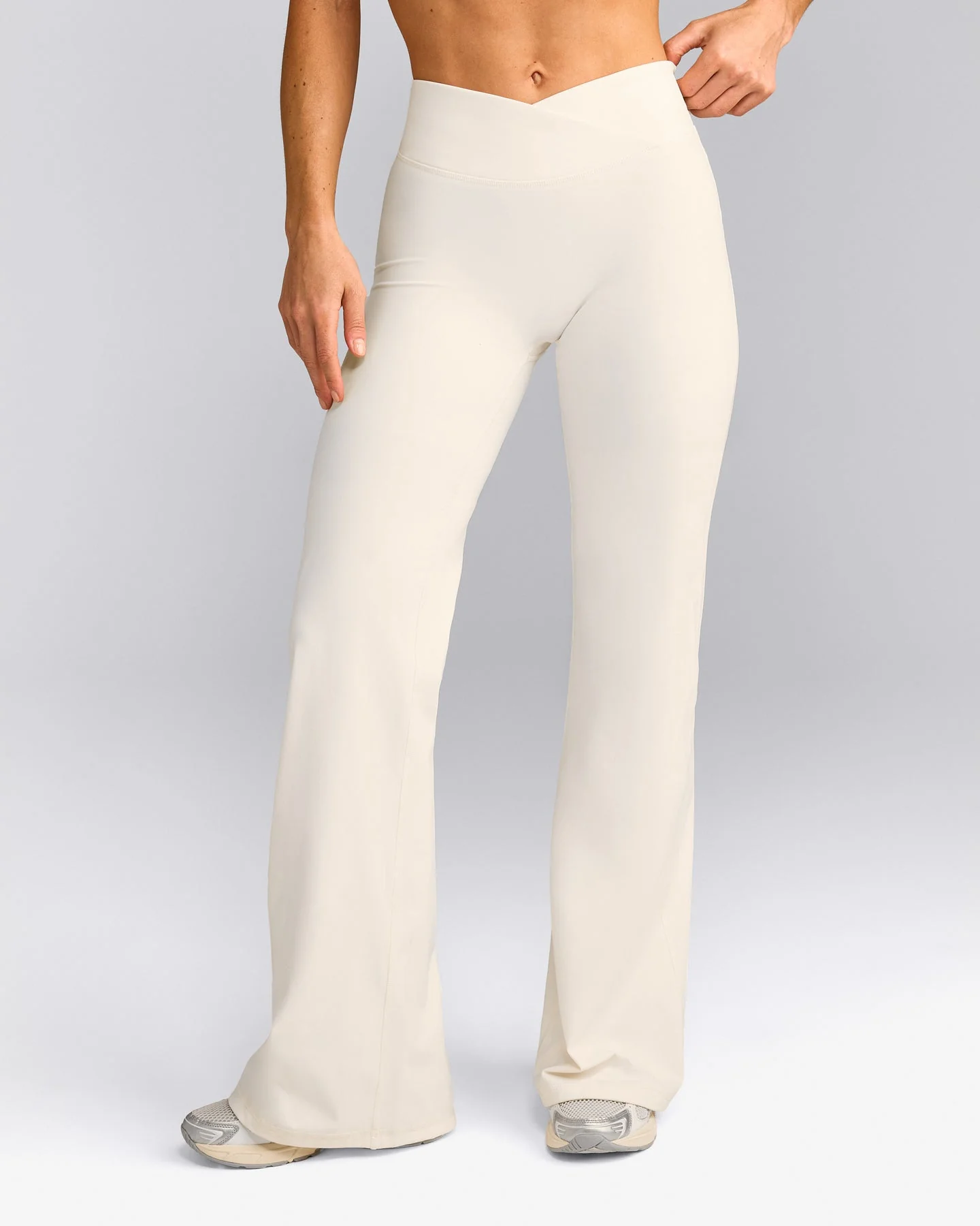 UnifiedMove™ Wrap Flared Bottoms with Reflective Logo | Marshmallow White