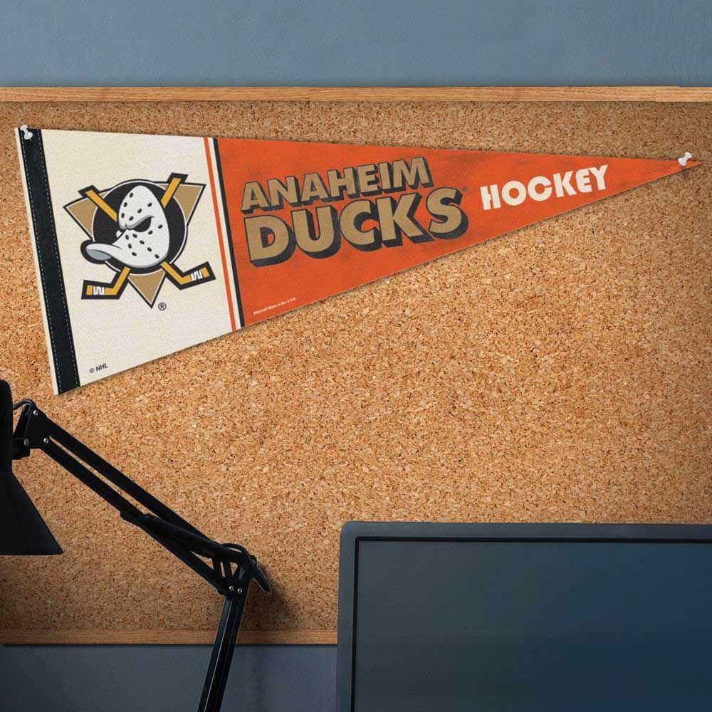 Anaheim Ducks Vintage WinCraft Premium NHL Pennant
