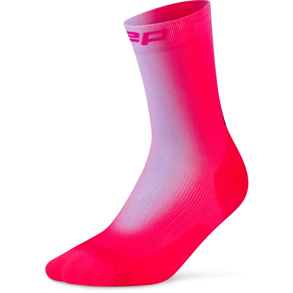 CEP Core Run Edt. Gradient Mid Cut Compression Socks Men - lilac/pink