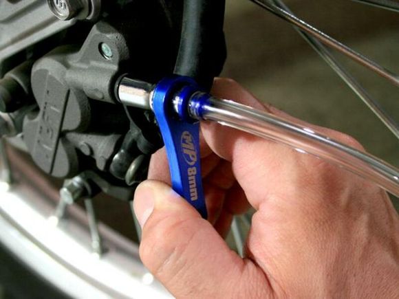 Brake circuit bleeder Motion Pro Mini 10mm check valve integrated hose UniversalRef : MP00185A / 1052151