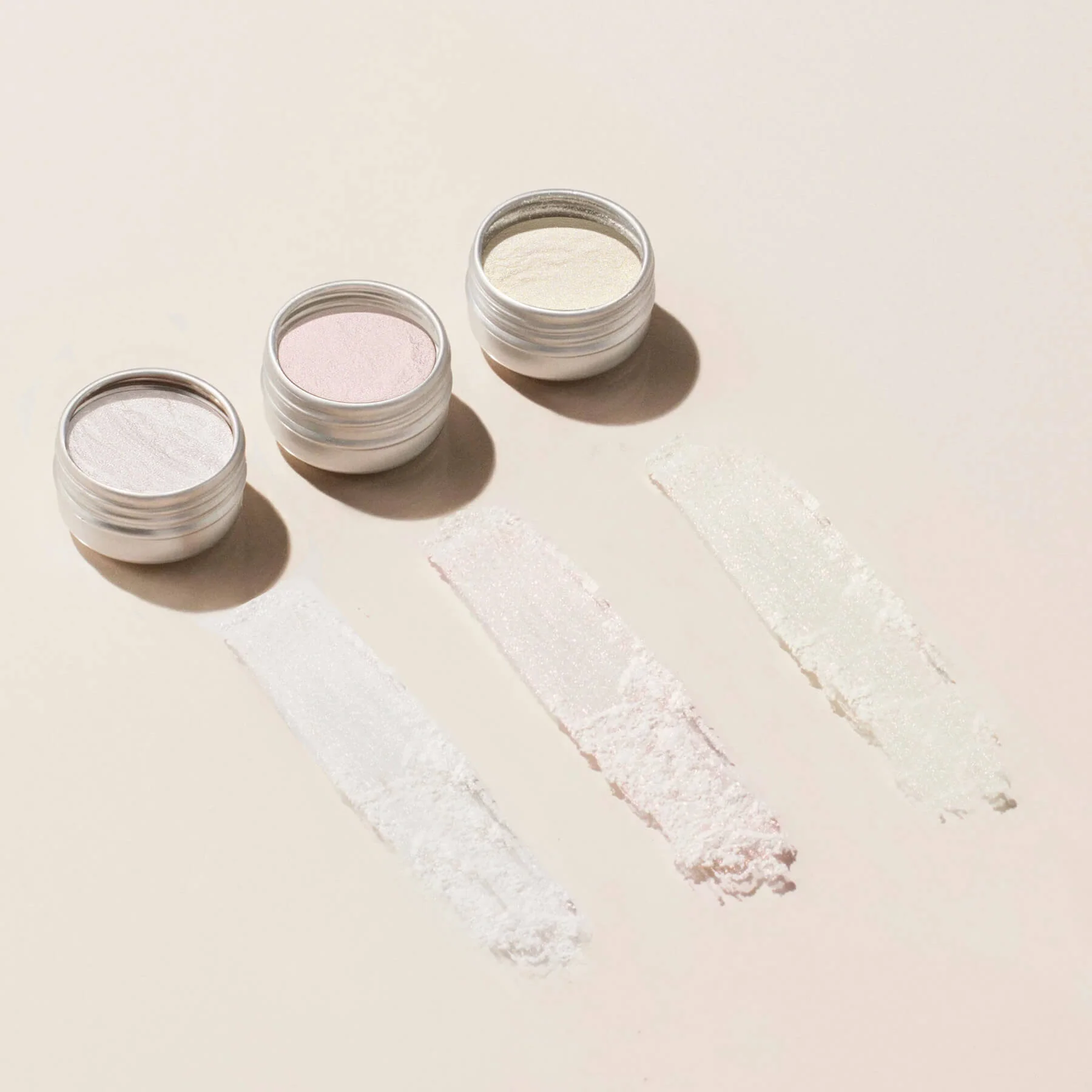Glitters and effect powders trios