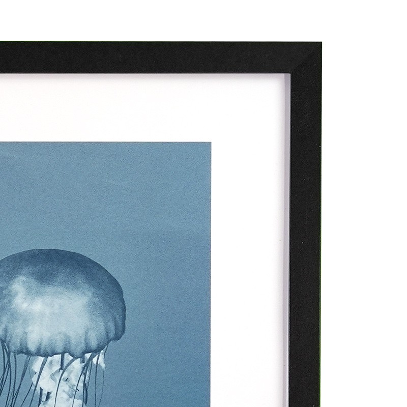 Framed print We came home smiling by Maarten Léon