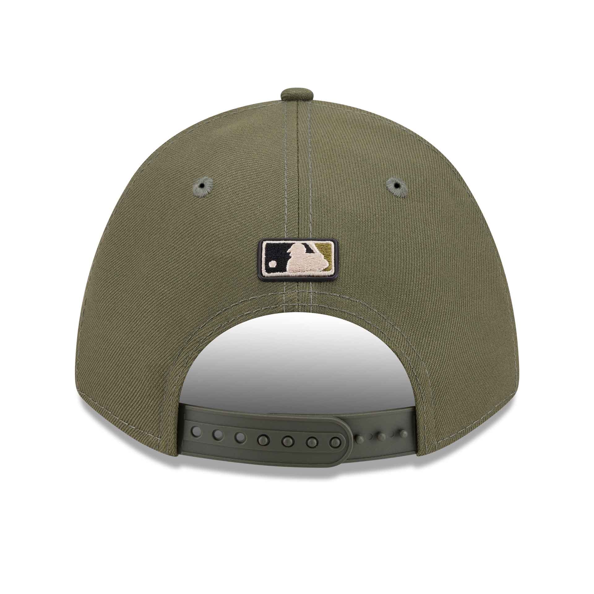 Los Angeles Dodgers 2026 MLB Armed Forces 9FORTY M-Crown A-Frame Adjustable Cap Olive