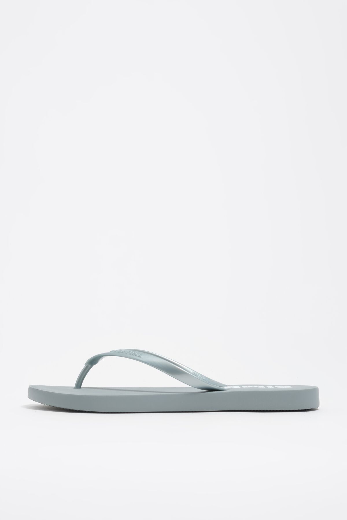 Silver flip-flop