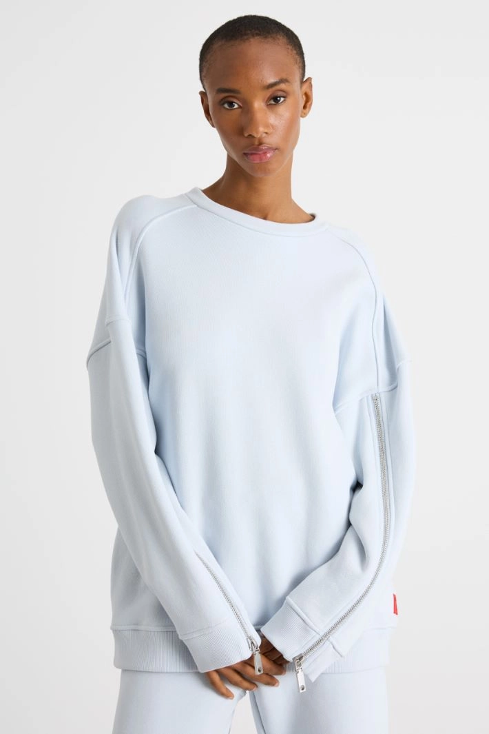 Zipped-sleeve oversized sweatshirt - LIGHT BLUE