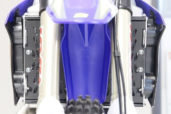 Black aXp XTREM Radiator ProtectionRef: XP00136A / 1116163