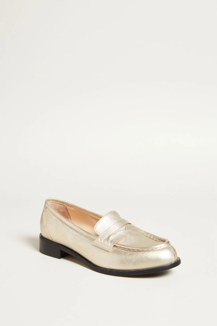 Laminated leather moccasins - GOLD