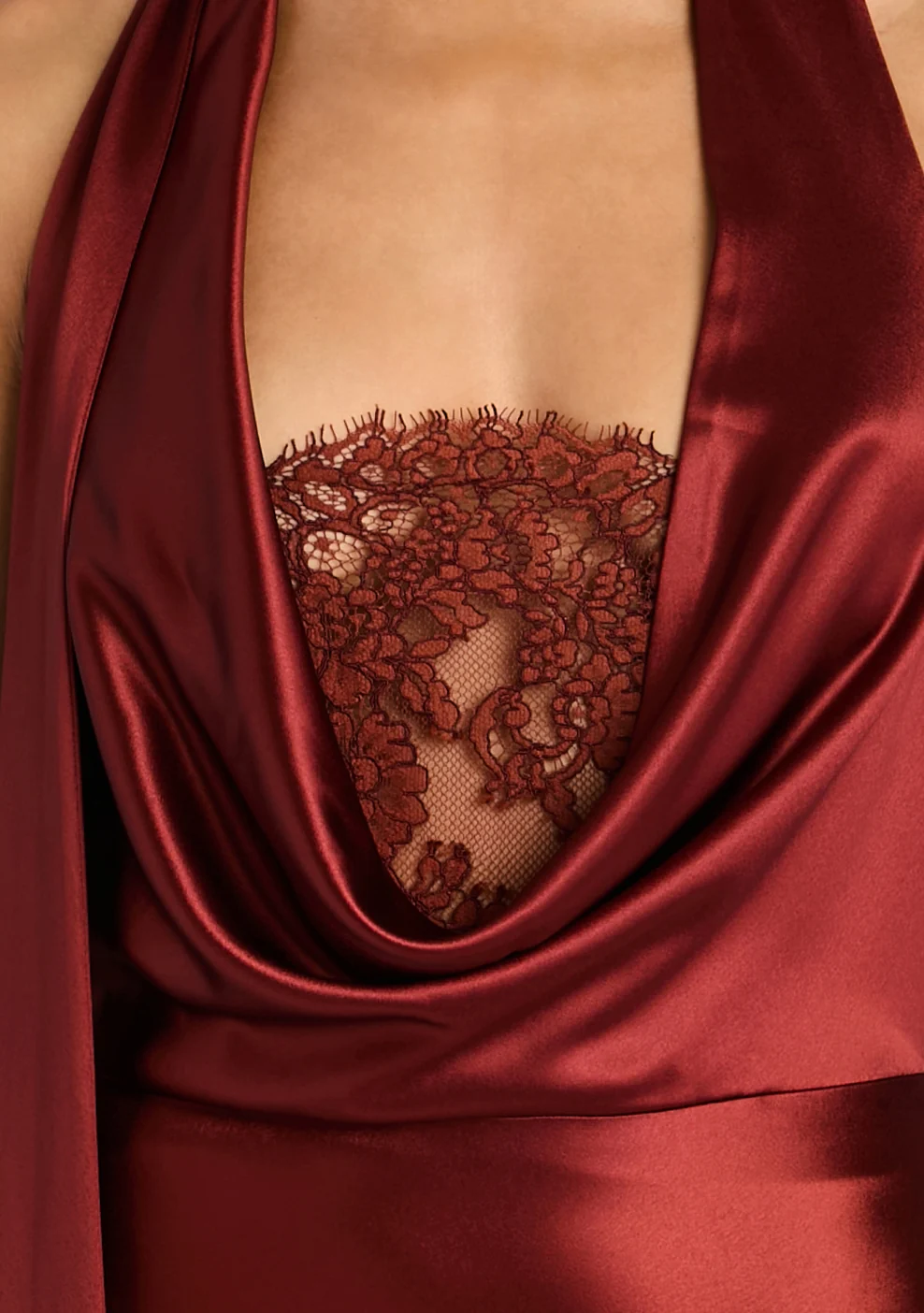 Melly Lace Dress