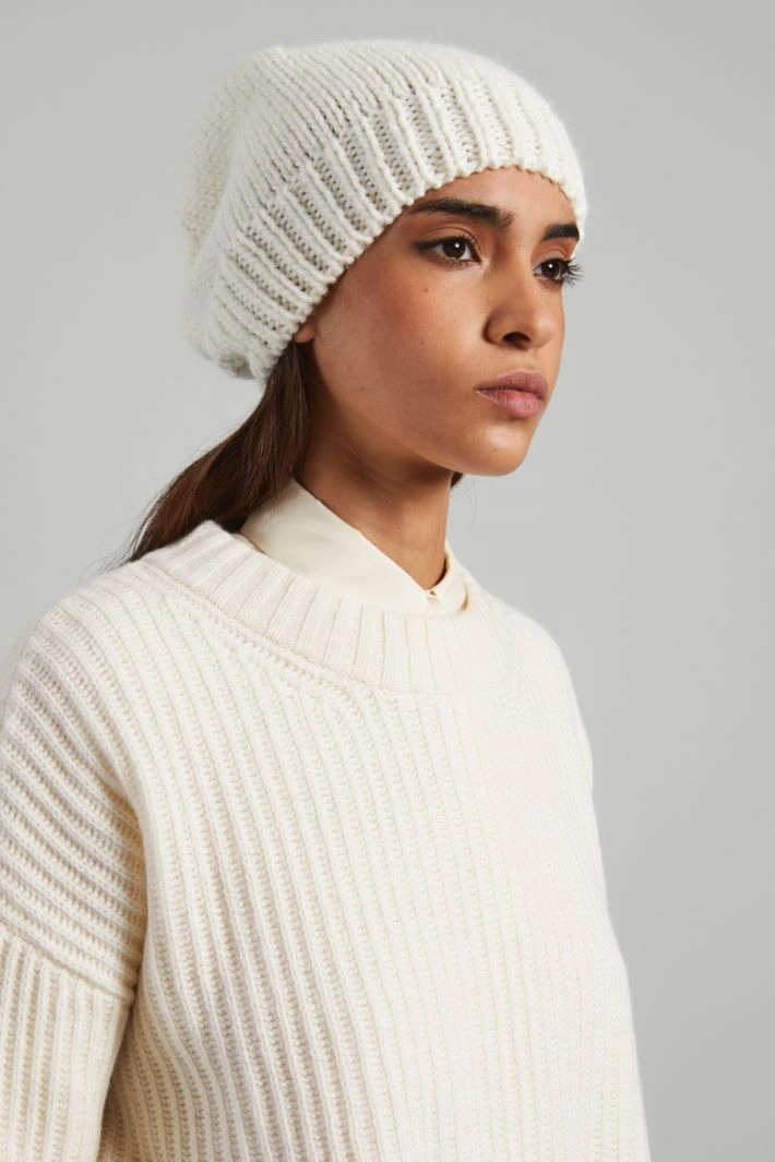 Wool and alpaca beanie hat - WHITE