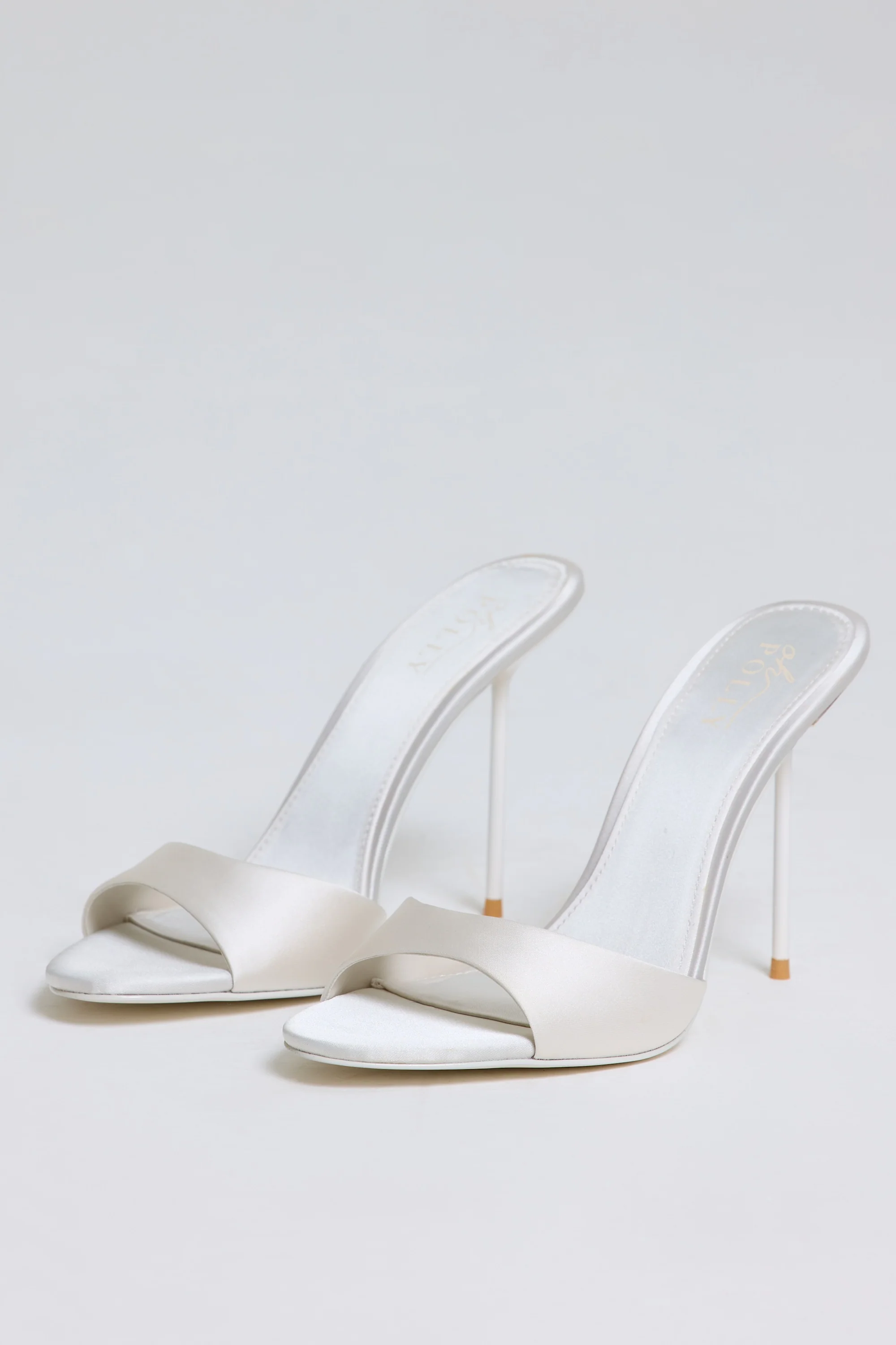 Heeled Mule Sandal in Pearl White