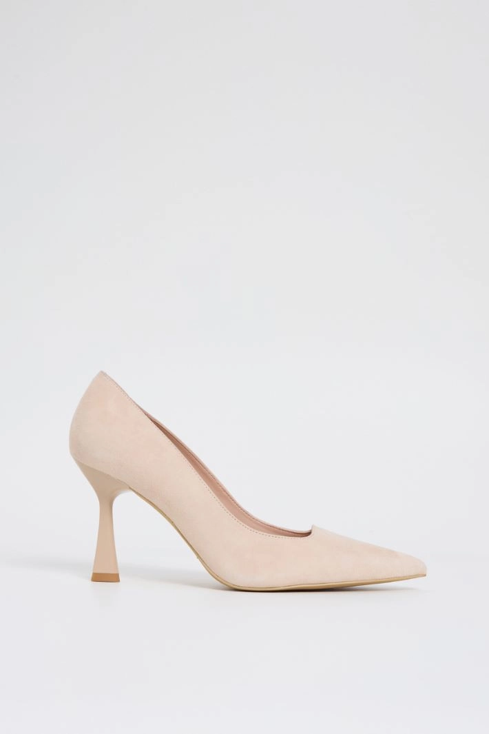 Pumps with spool heel - SAND