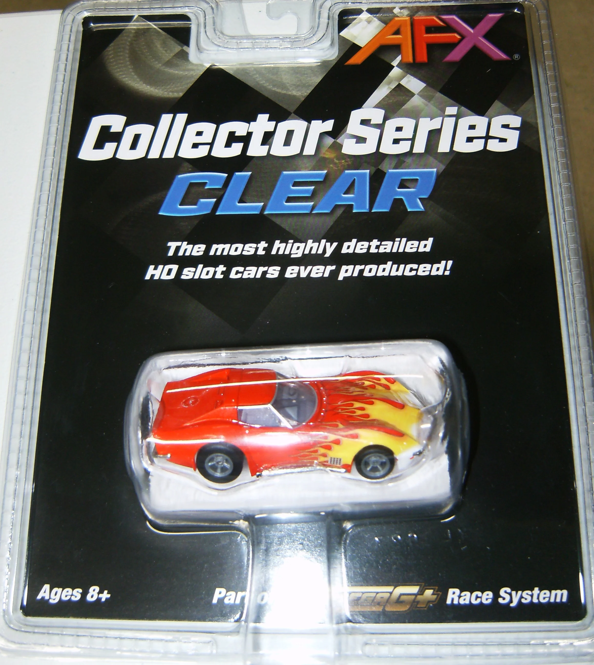 AFX Corvette 1970 Red w/Yellow Wildfire 22055