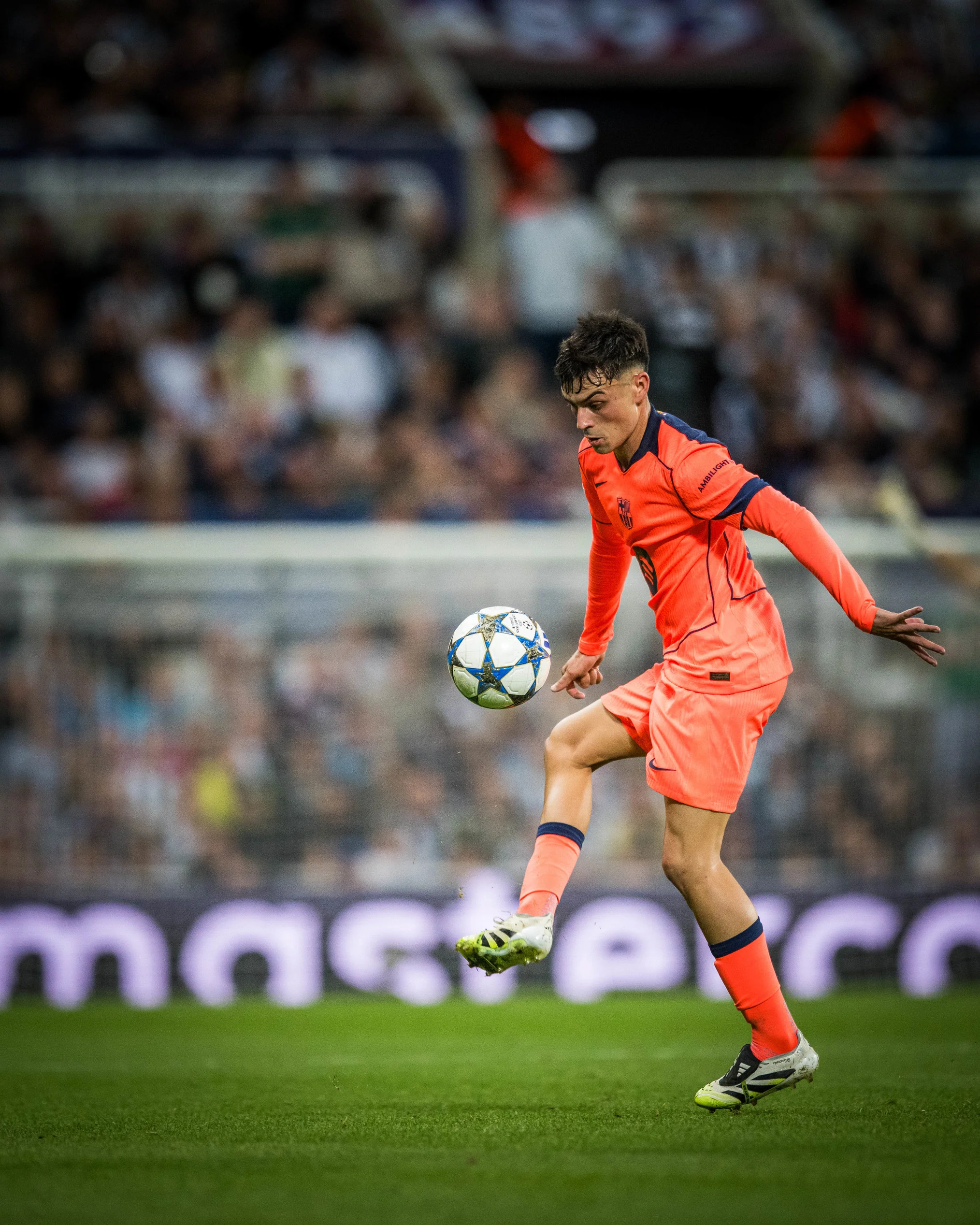 PEDRI | UCL Men's third jersey 25/26 FC Barcelona T90 - Player's Edition