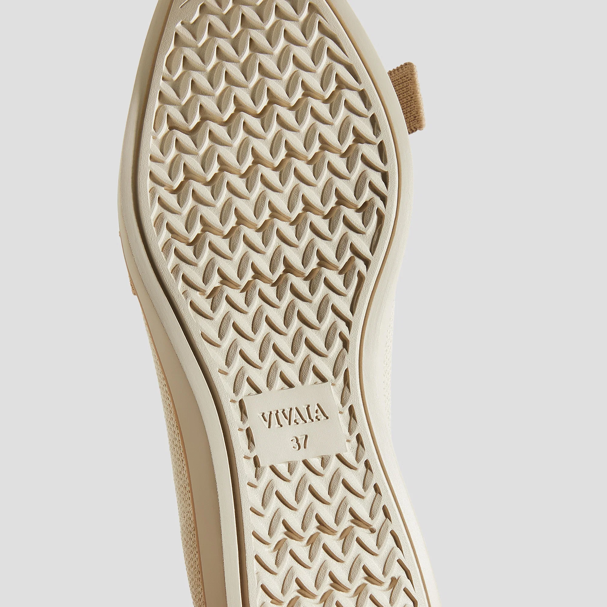 Water-Repellent Pointed-Toe Bow Loafers (Valentina)
