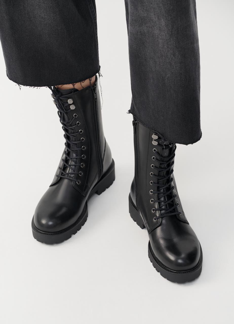 Kenova Boots