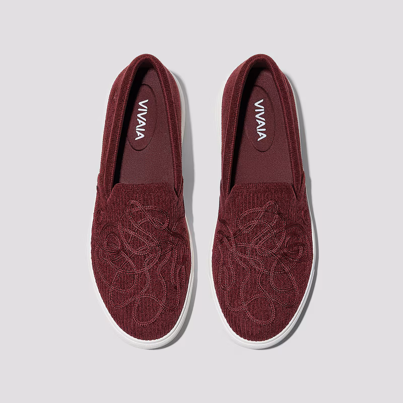 Classic Unisex Sneakers (V-Tune)