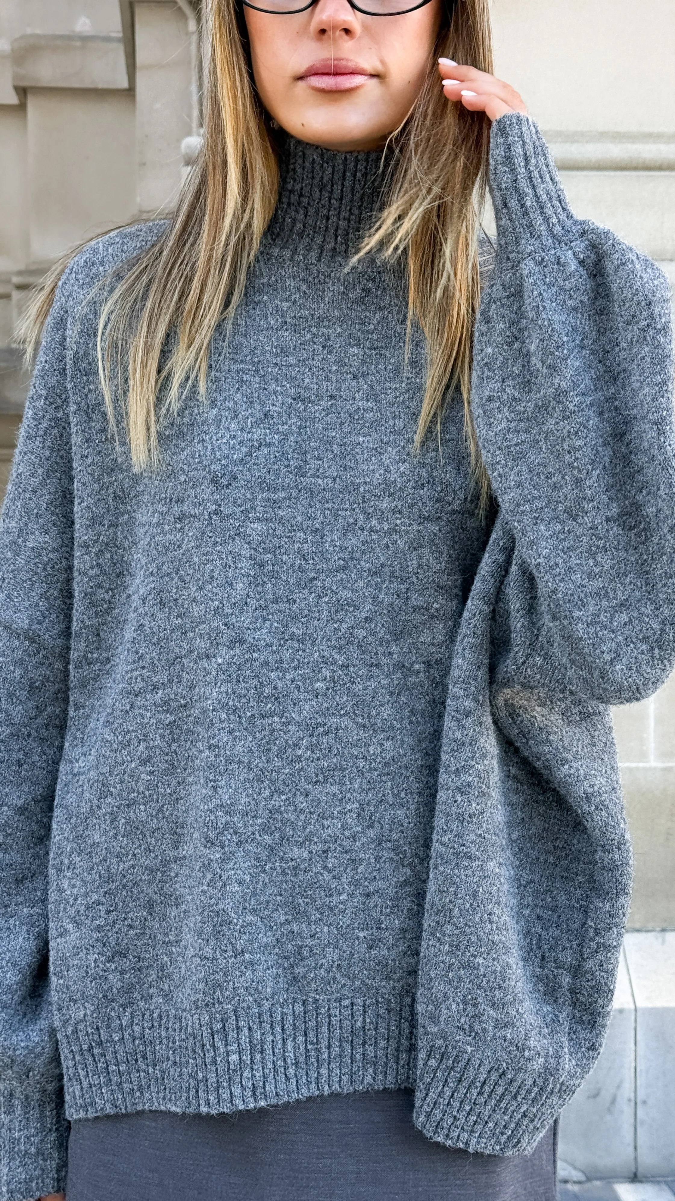 Harita Knitted Sweater - Grey