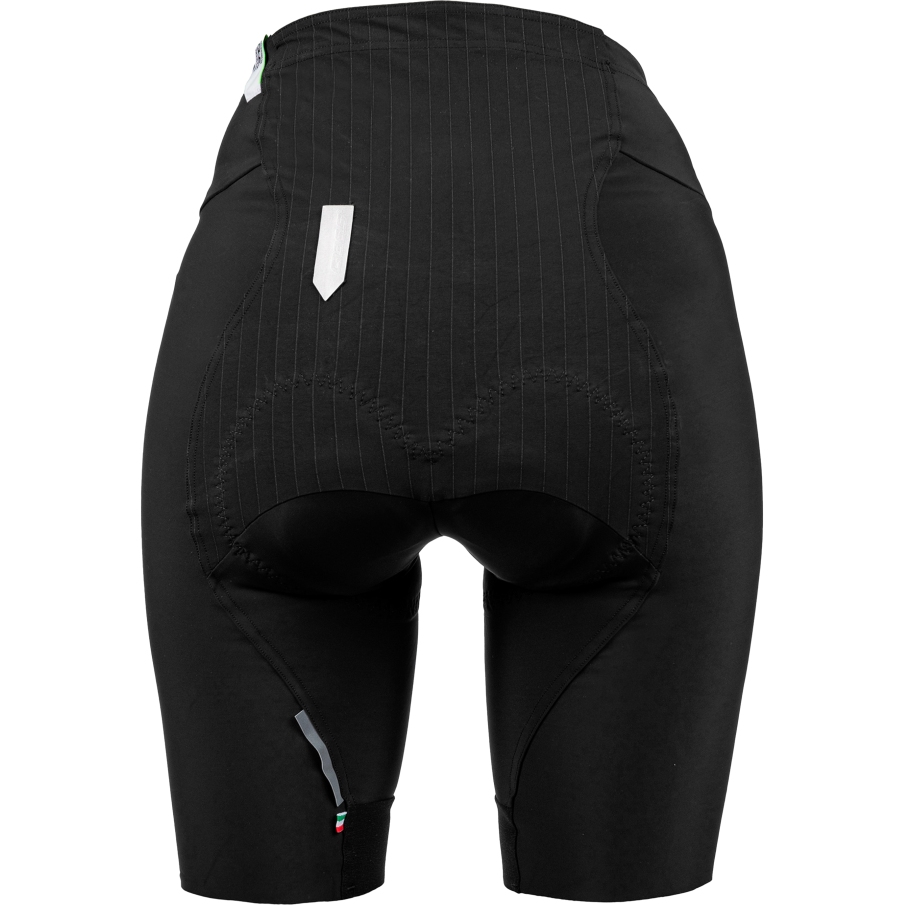 Q36.5 Gregarius Essential Half Shorts Women - black