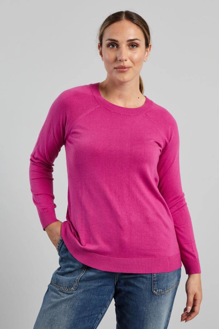 Sweater with raglan sleeves - FUCHSIA