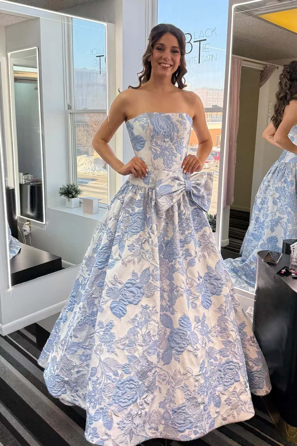 Blue Floral Strapless A-line Bow Prom Dress