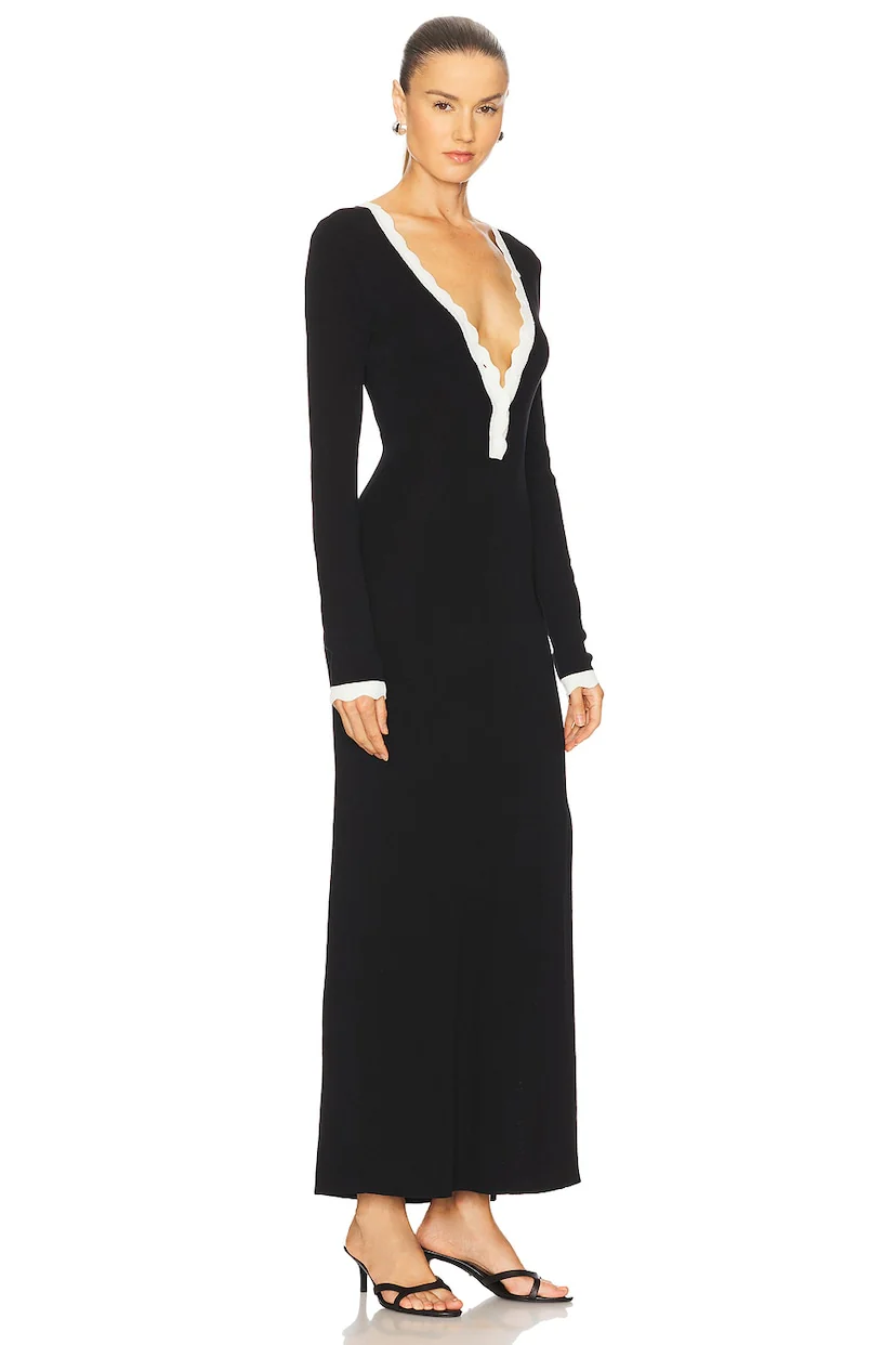 Milenia Sleeved Maxi Dress