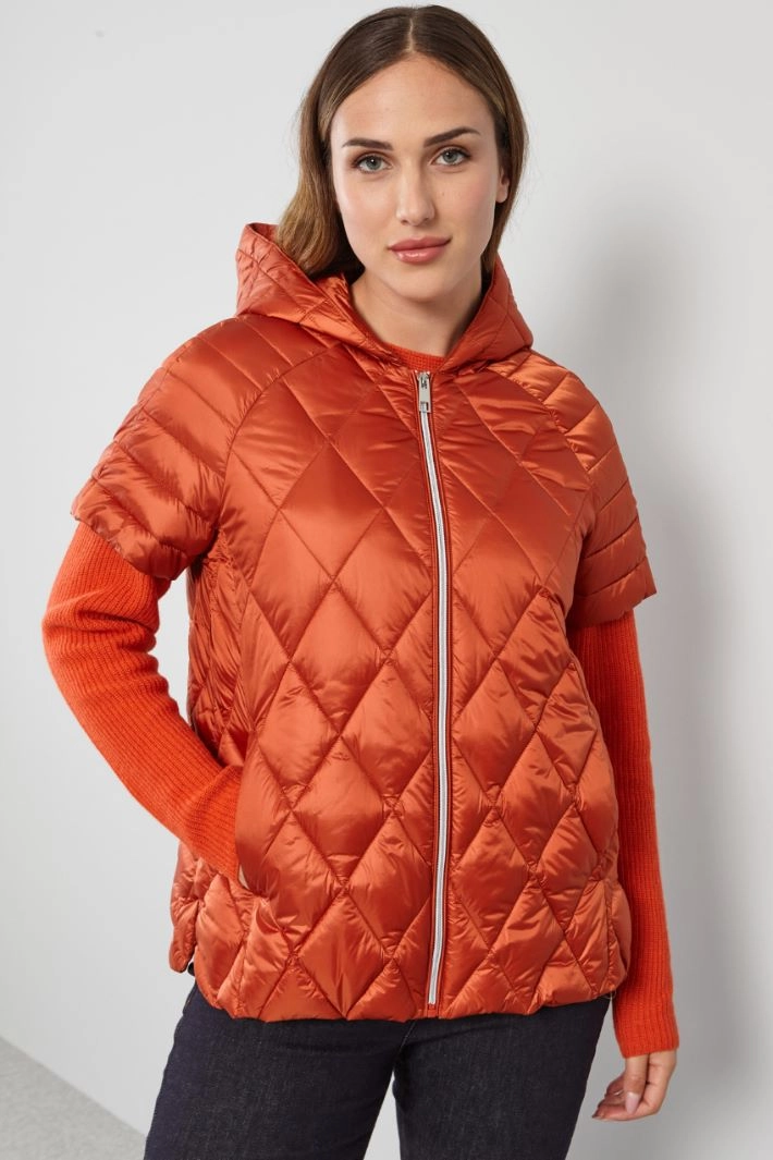 Water-repellent quilted gilet - ORANGE