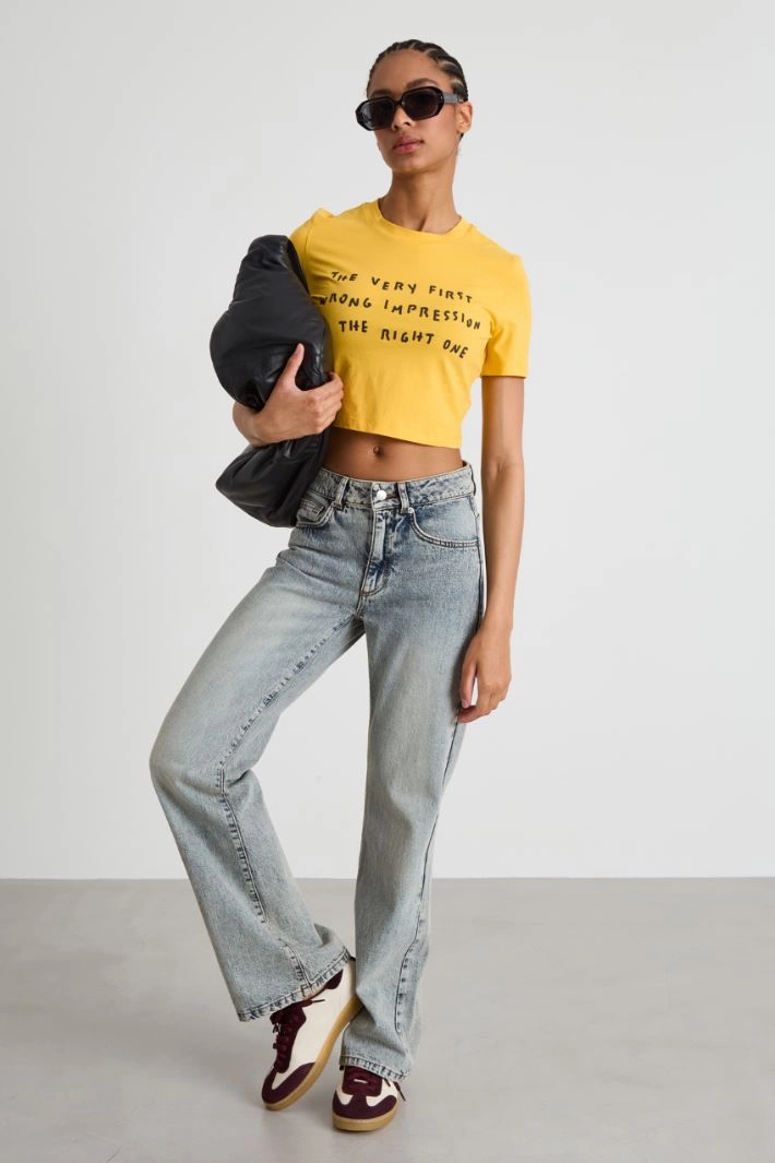 Cropped T-shirt with print - YELLOW